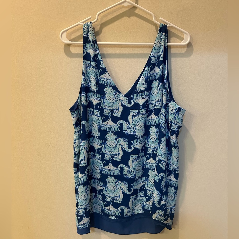 Lilly Pulitzer Reversible Florin top. Size XL.